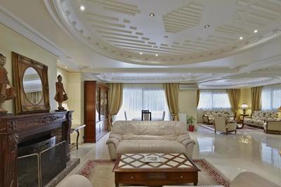 Maison - 700 m² - 15 pièces