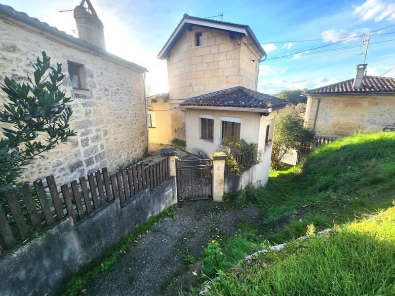 Maison - 200 m² - 9 pièces