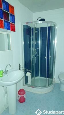 Chambre - 14 m² - 1 pièce