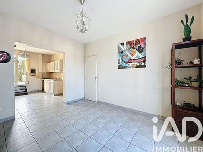 Maison - 86 m² - 4 pièces