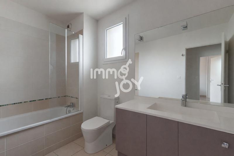 Maison - 82 m² - 4 pièces