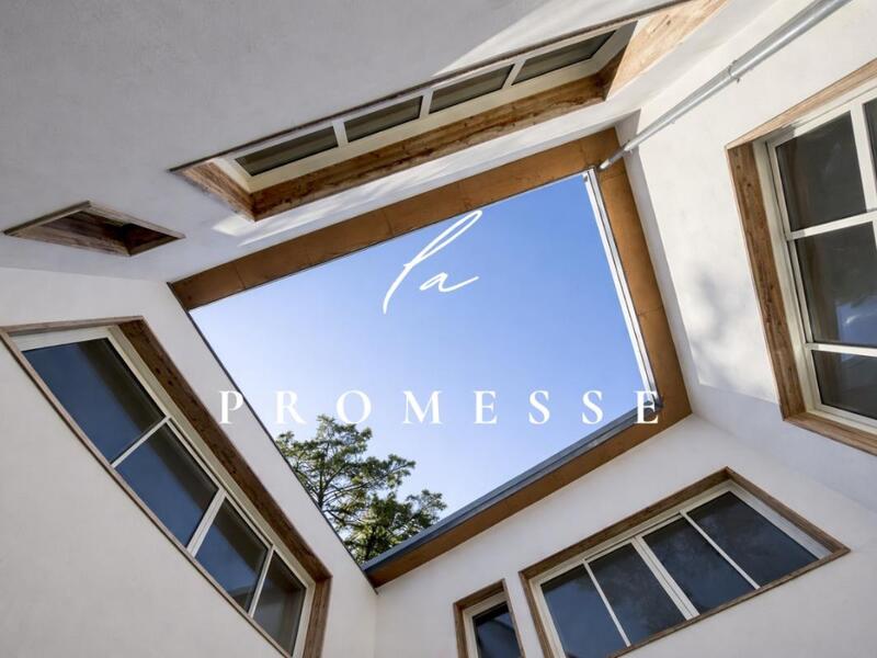 Maison - 215 m² - 5 pièces