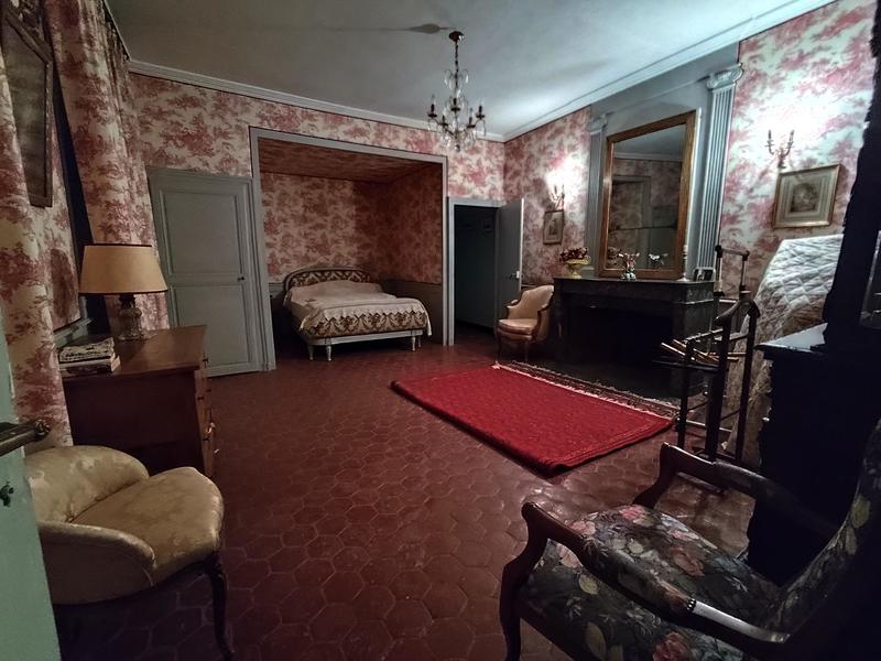 Viager - Propriété - 407 m² - 16 pièces