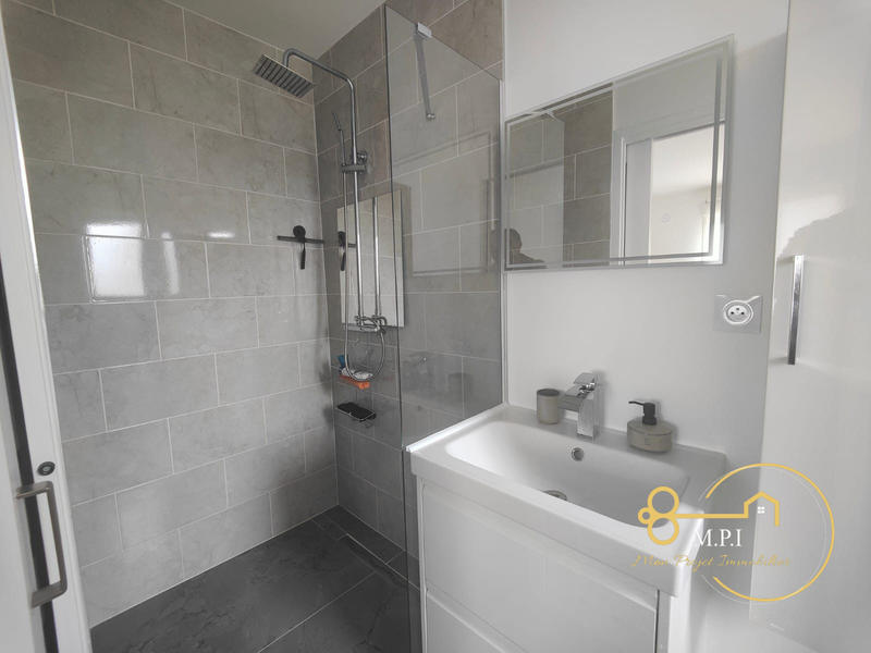 Maison contemporaine - 118 m² - 5 pièces