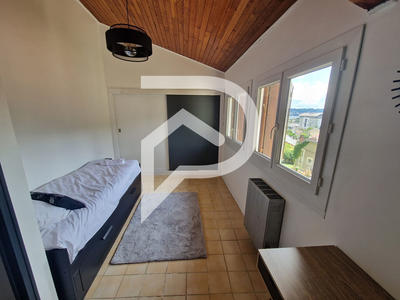 Maison - 152 m² - 6 pièces