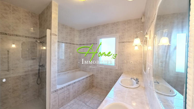 Maison - 183 m² - 6 pièces