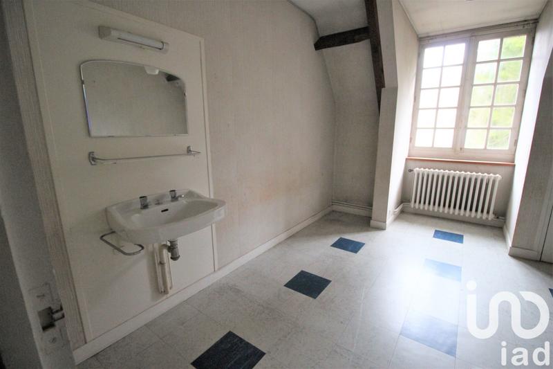 Maison - 246 m² - 8 pièces