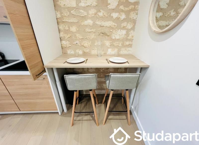 Chambre - 27 m² - 1 pièce