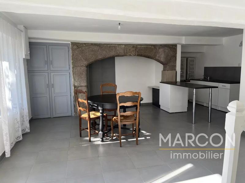 Maison - 157 m² - 3 pièces