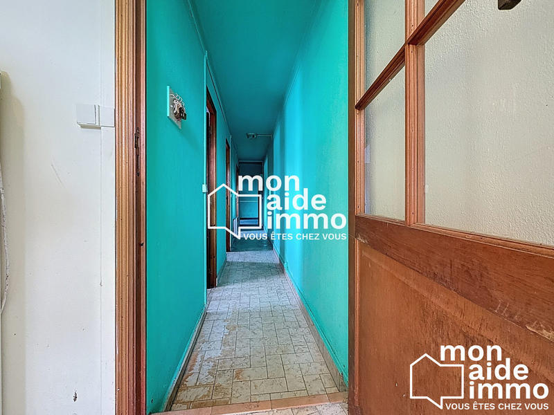 Maison - 355 m² - 10 pièces