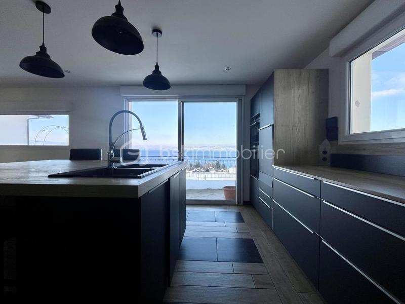 Maison - 166 m² - 6 pièces