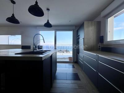 Maison - 166 m² - 6 pièces