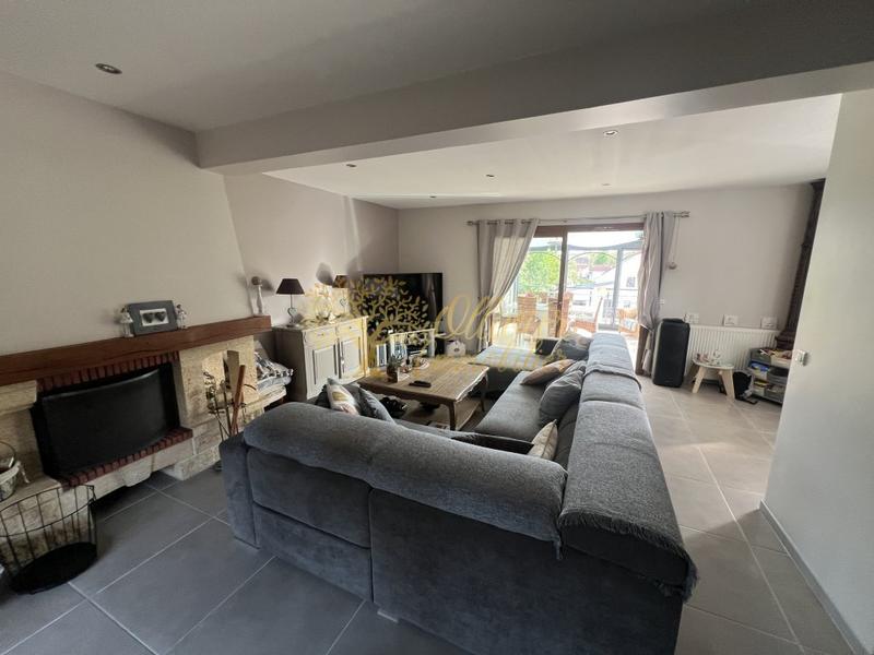 Pavillon - 140 m² - 5 pièces