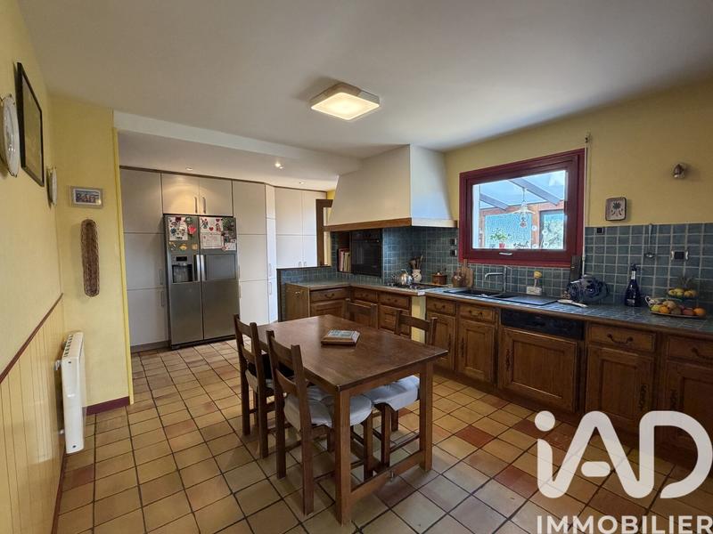 Maison - 170 m² - 7 pièces