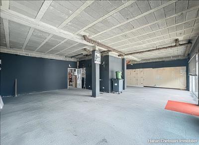 Immeuble - 216 m² - 10 pièces