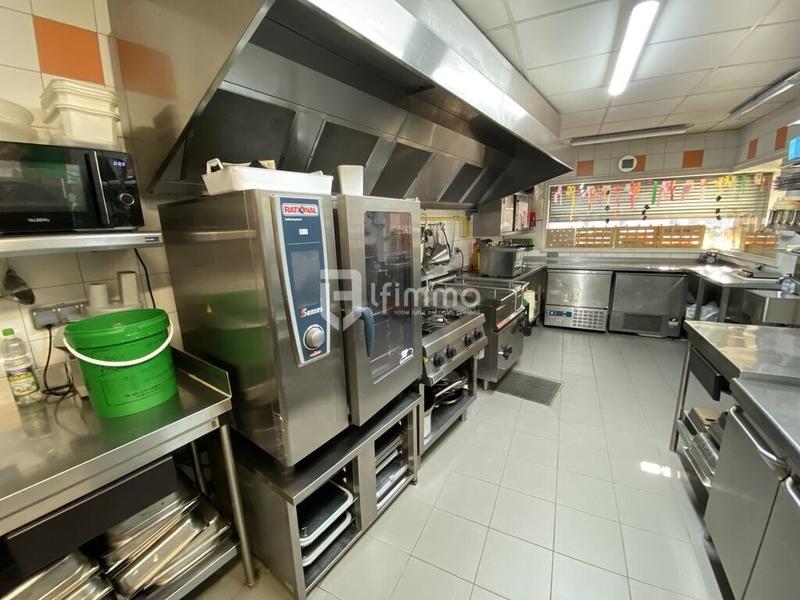 Fonds de commerce - Bureau - 106 m²