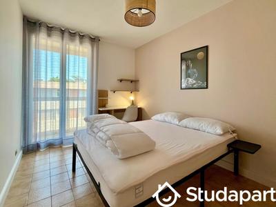 Chambre - 9 m² - 1 pièce