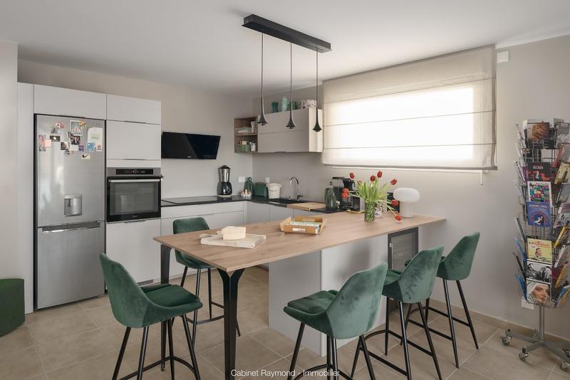 Appartement - 86 m² - 4 pièces