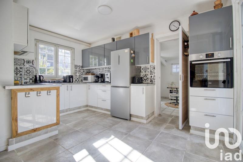 Maison - 106 m² - 7 pièces