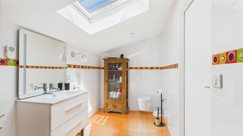 Maison - 185 m² - 5 pièces