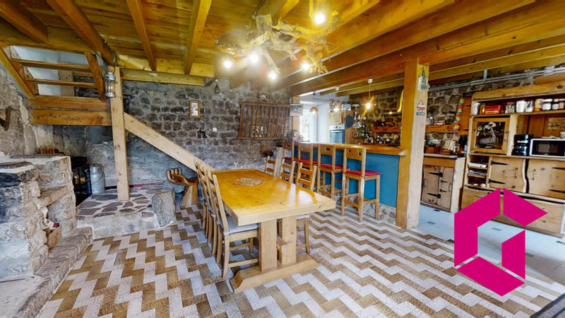 Maison - 115 m² - 5 pièces