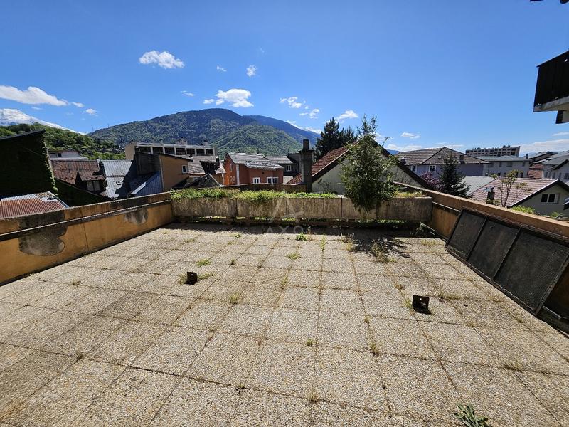 Maison - 153 m² - 5 pièces