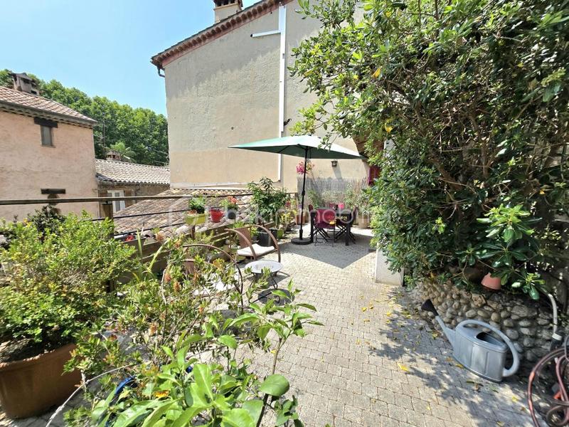 Maison de village - 82 m² - 4 pièces