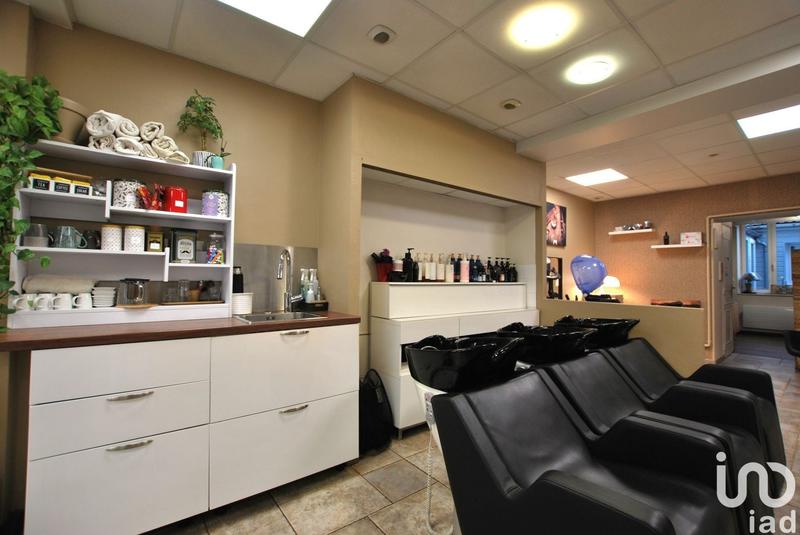 Local commercial - 102 m²