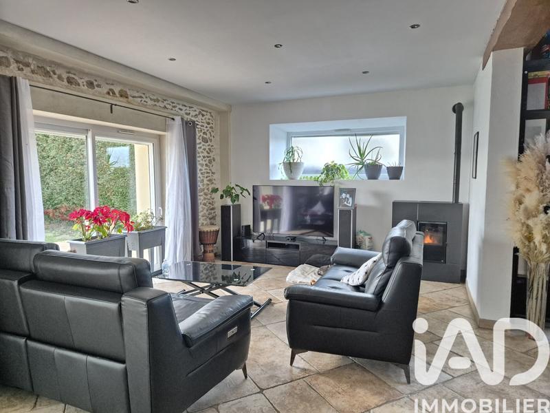 Maison - 200 m² - 6 pièces