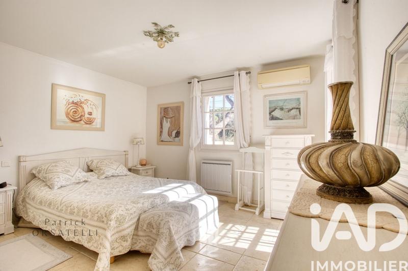 Maison - 364 m² - 10 pièces