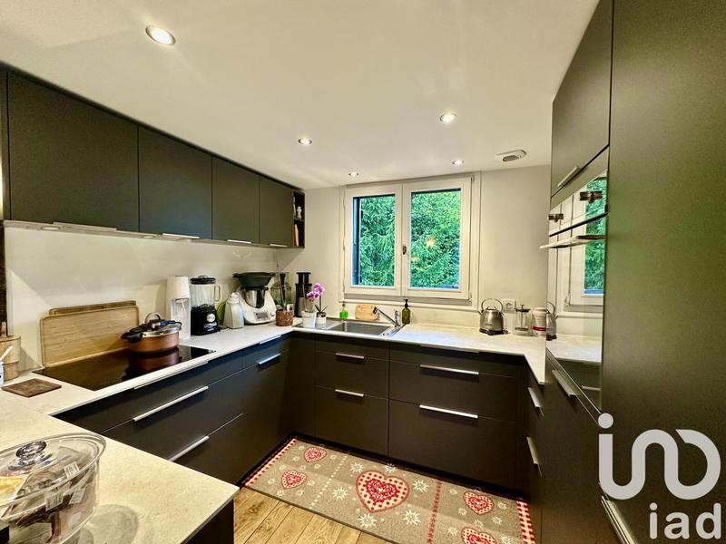 Châlet - 218 m² - 7 pièces