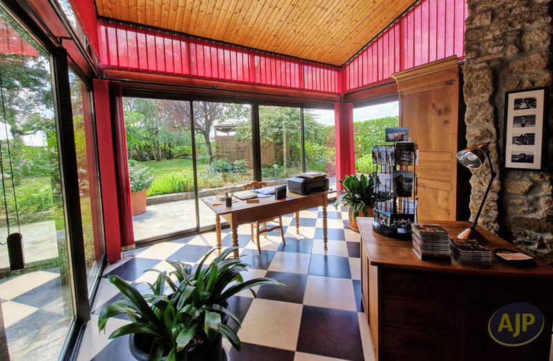 Maison - 182 m² - 6 pièces