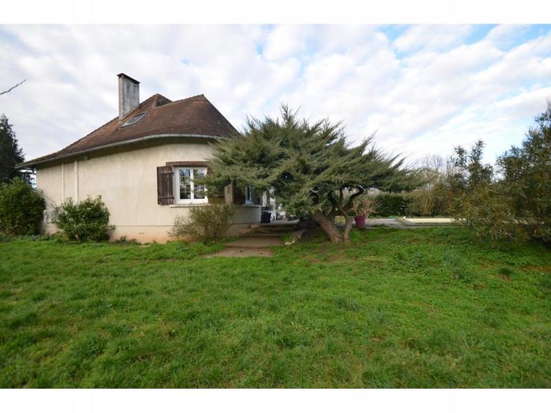 Maison - 210 m² - 6 pièces