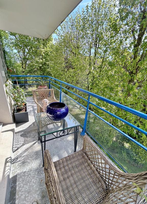 Appartement - 92 m² - 4 pièces