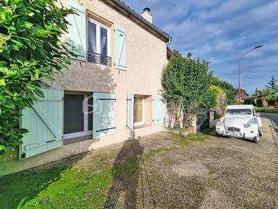 Maison - 117 m² - 7 pièces