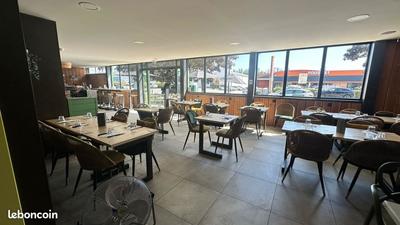 Local commercial - 270 m²