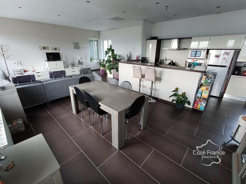 Loft - 129 m² - 4 pièces