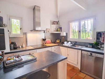 Appartement - 130 m² - 4 pièces