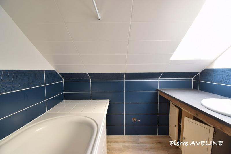 Maison - 242 m² - 7 pièces