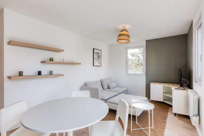 Appartement - 65 m² - 4 pièces