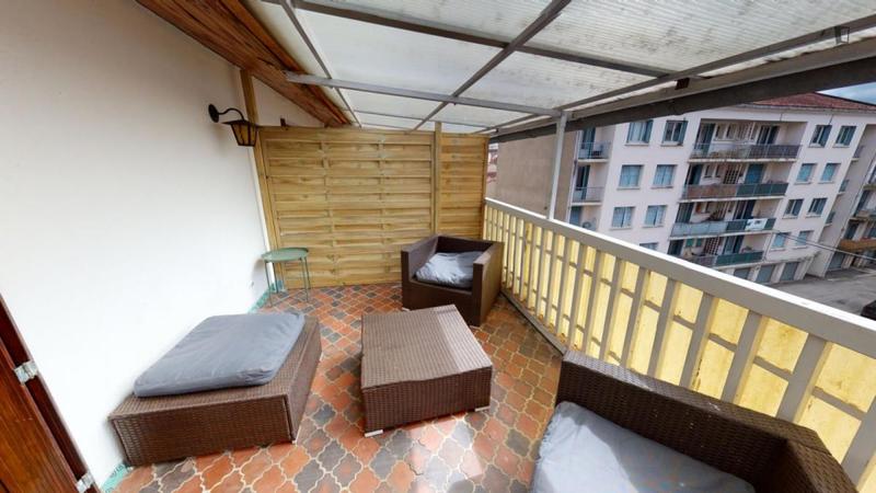 Chambre - 20 m² - 10 pièces