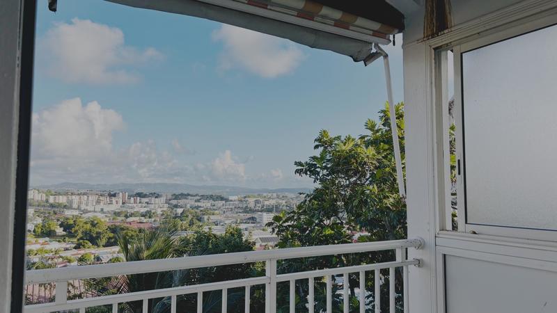 Maison - 186 m² - 7 pièces