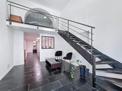 Local commercial - 76 m² - 4 pièces