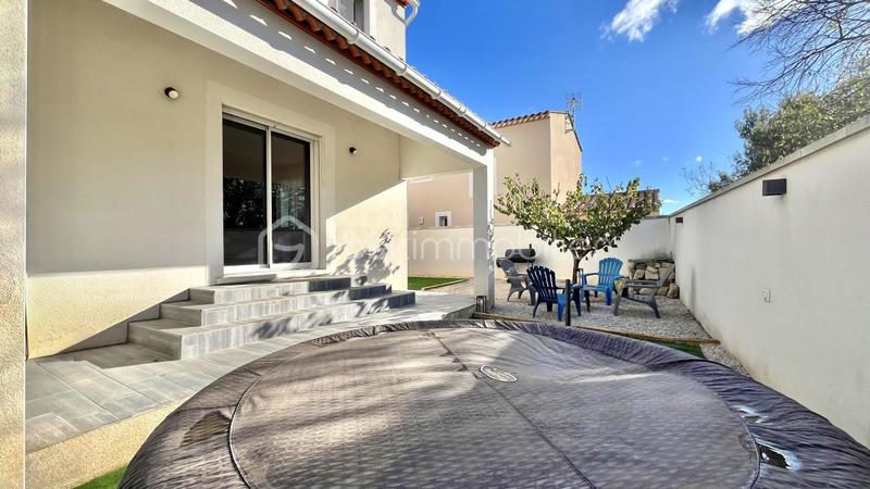 Villa - 80 m² - 4 pièces