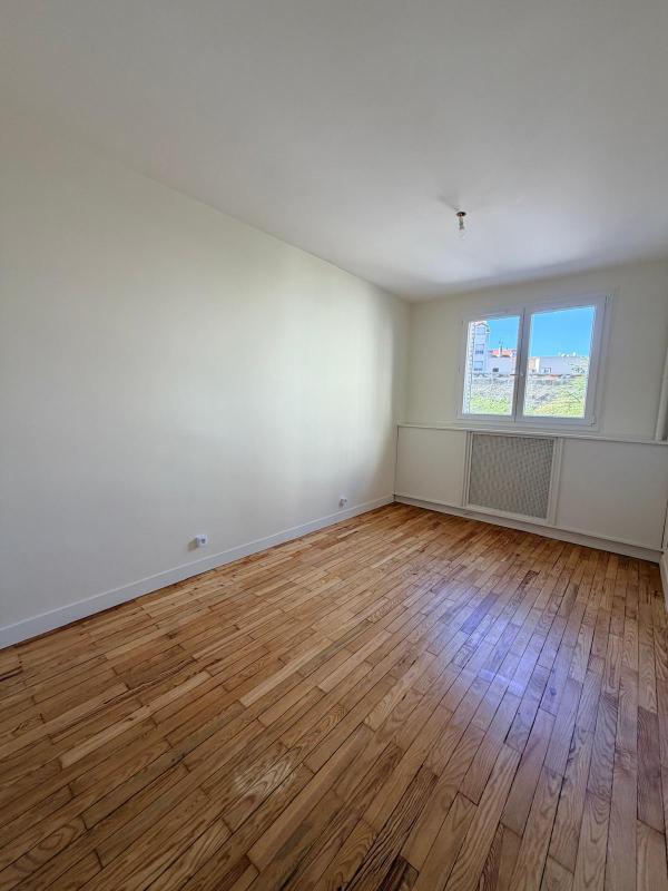 Appartement - 90 m² - 5 pièces