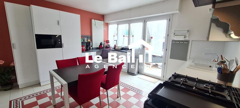 Maison - 103 m² - 5 pièces