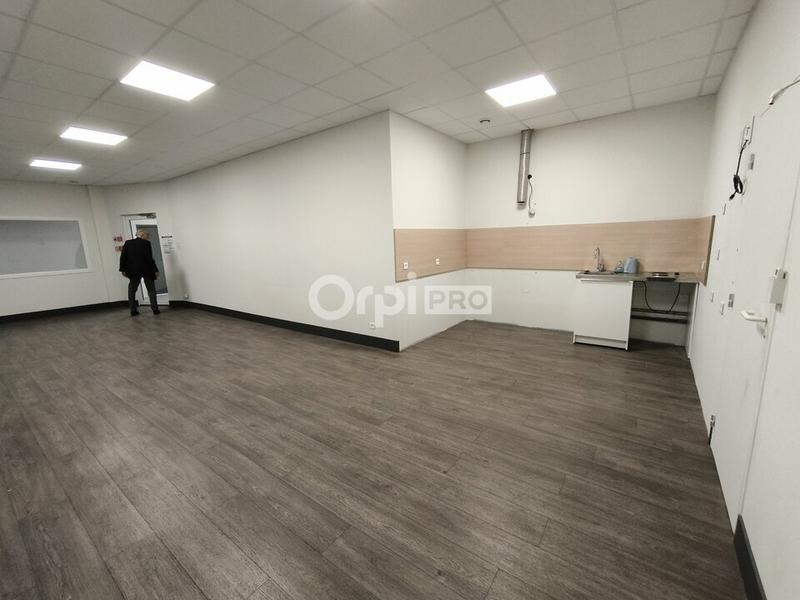 Local d'activité / Entrepôt - 1 500 m²