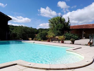 Maison ancienne - 218 m² - 7 pièces