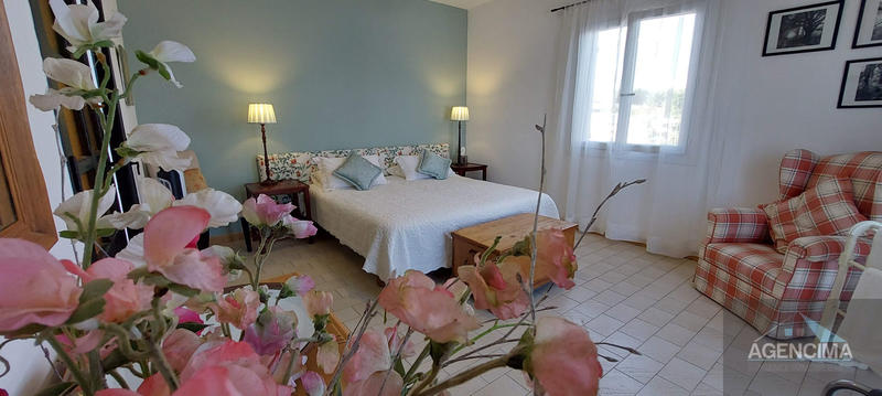 Villa - 160 m² - 8 pièces