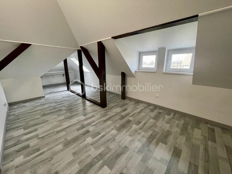 Maison - 200 m² - 8 pièces